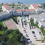 Adrina Termal Health & Отель